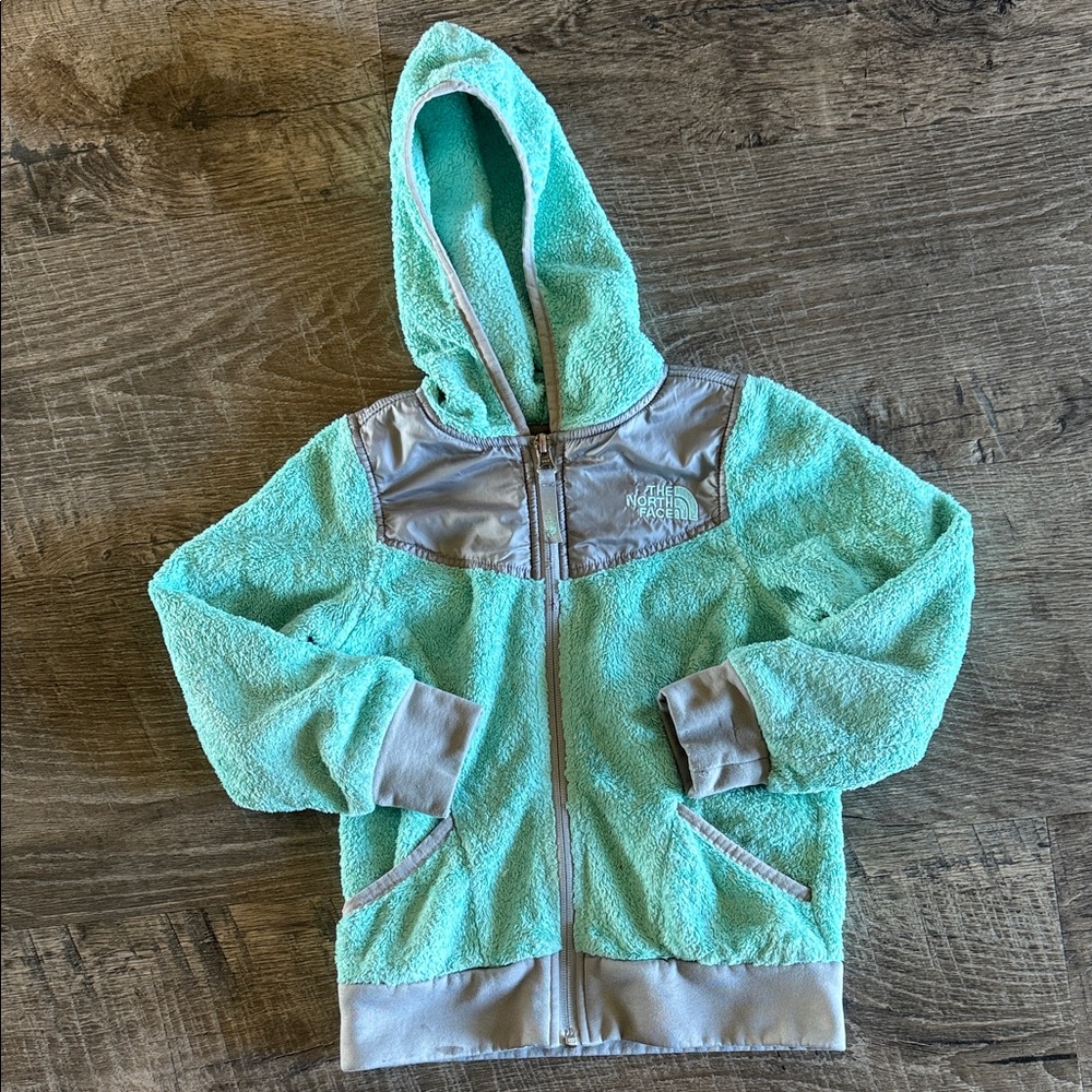 The North Face Kids zippered jacket with hood